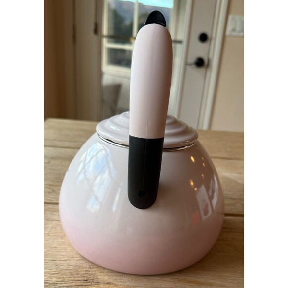 Le Creuset Enamel On Steel Oolong Tea Kettle w/o Max Line 1.6 qt Shell Pink NEW - Picture 7 of 13
